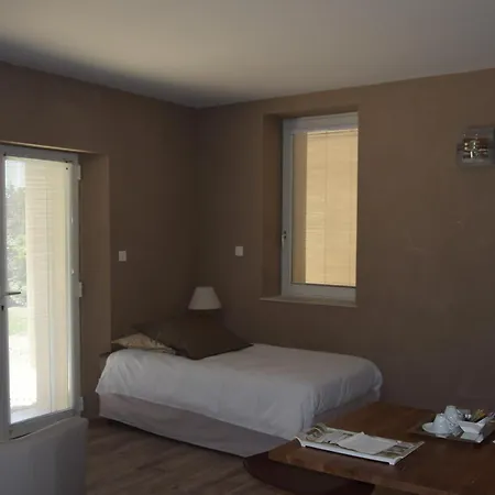 Appartement Hoteliere Et Des Sources Du Gros Noyer *