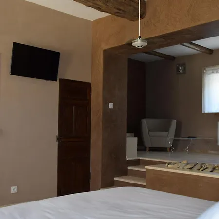 Appartement Hoteliere Et Des Sources Du Gros Noyer